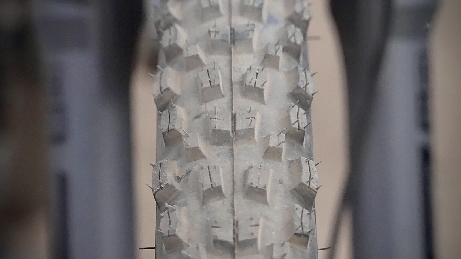 best rear tire for enduro mtb